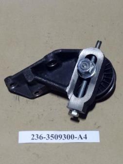 236-3509300-А4 натяжное устройство (корпус чугун.,шкив пластик) — фото 2